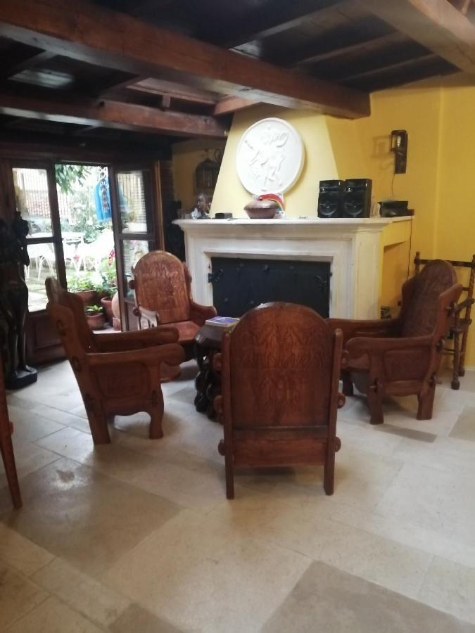 B&B Bone Novelle Dimora Storica Palazzo Zuzi LʼAquila Exteriér fotografie