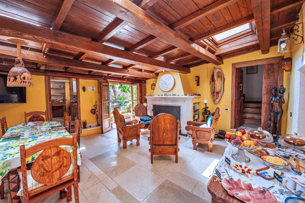 B&B Bone Novelle Dimora Storica Palazzo Zuzi LʼAquila Exteriér fotografie
