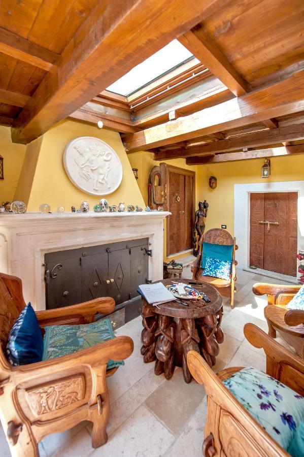 B&B Bone Novelle Dimora Storica Palazzo Zuzi LʼAquila Exteriér fotografie