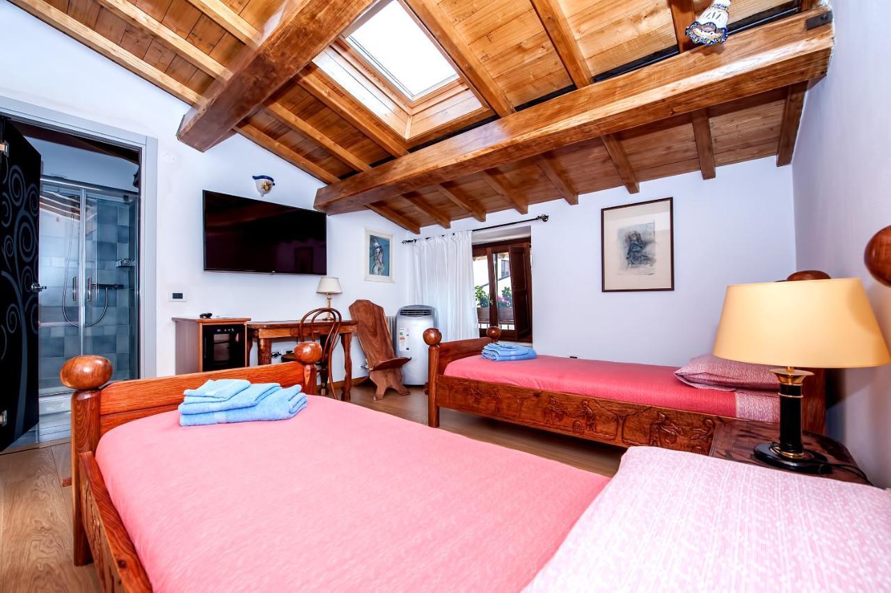B&B Bone Novelle Dimora Storica Palazzo Zuzi LʼAquila Exteriér fotografie
